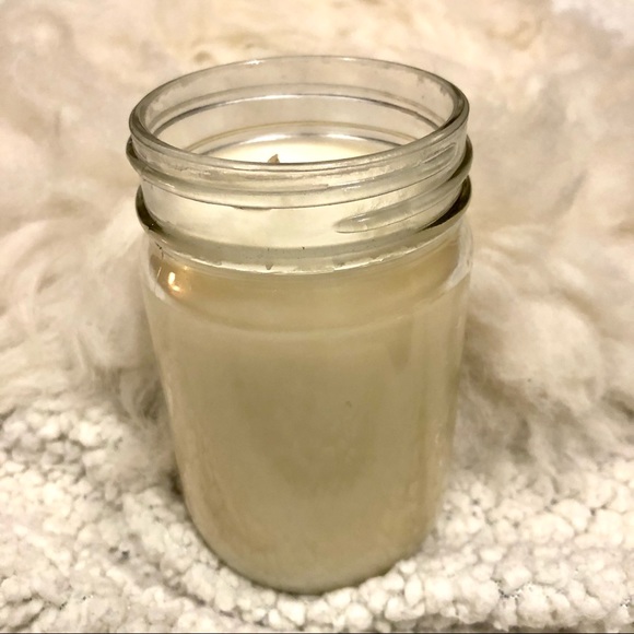 All You Need Is Love And A Cat Glass Jar Clean Linen Fragrance Scented Candle - Picture 3 of 6